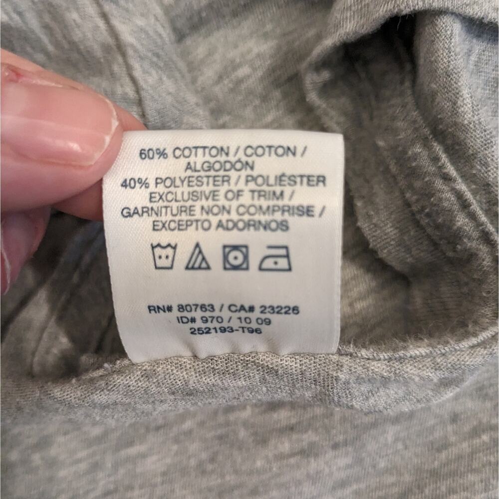 VS Pink Classic 3/4 Sleeve Gray T-Shirt Size Small EUC - Picture 7 of 8